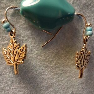 FROSTED MAPLE LEAF EARRINGS